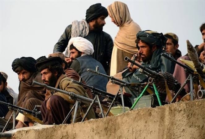 شباهت عملکرد حکومت طالبان با دولت کمونیستی حفیظ‌الله امین ـ مجله‌ی اورال